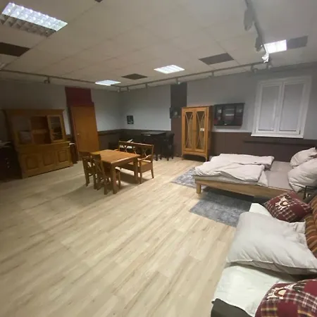 Nous Cafe & Restaurant Pensjonat 3*